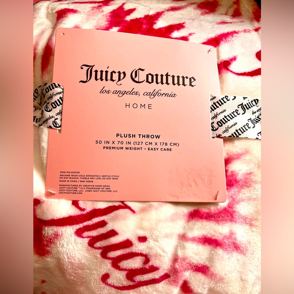 Very Cute Juicy Couture Plush Throw - New Home | Color: Pink & White, NWT